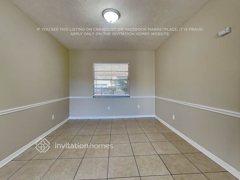 Building Photo - 205 Donatello Dr