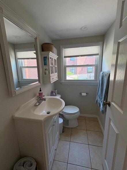 Building Photo - 89 Thorndike St