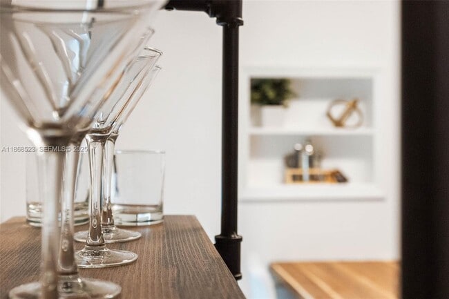 Building Photo - 4255 Wee St