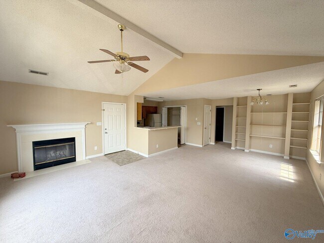 Building Photo - 262 Waters Edge Ln