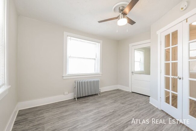 Building Photo - **NEWLY RENOVATED!!!Beautiful Victorian St...