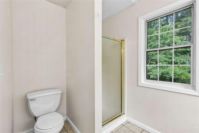 Building Photo - 405 Mt Vernon Ct