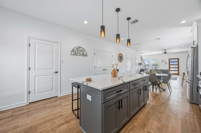 Building Photo - 6130 Conley St