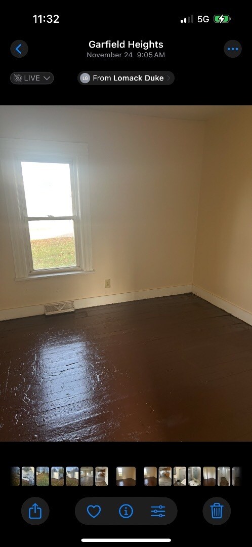 Building Photo - 12827 Fruitside Rd