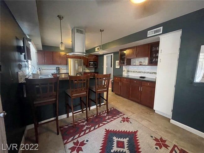 Building Photo - FULLY FURNISHED DESIGNER HOME | ARTS DISTRICT + DOWNTOWN | 30+ NIGHT STAYS