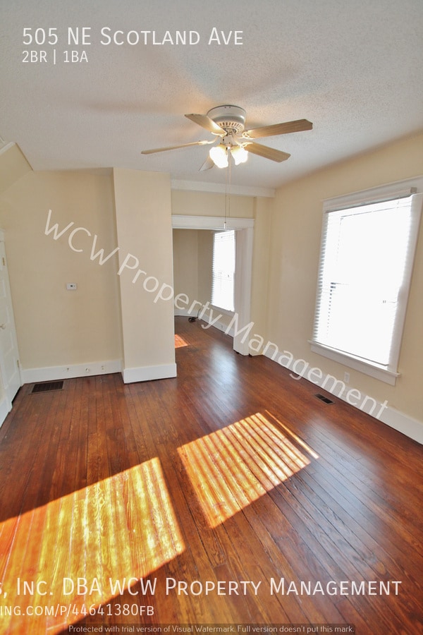 Building Photo - 505 NE Scotland Ave