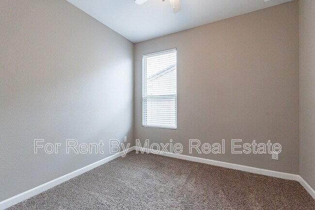 Building Photo - 8499 W Sonoma Way