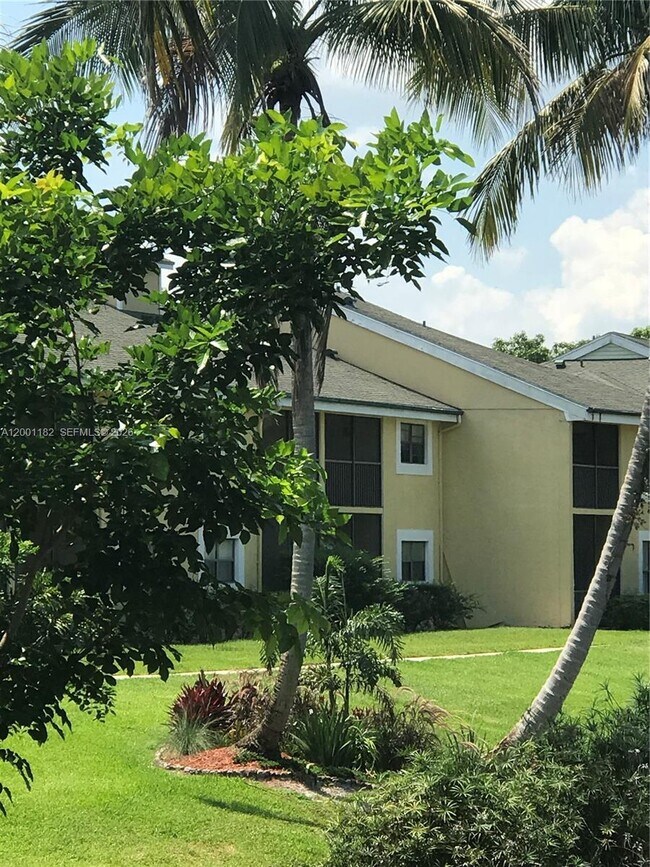 Building Photo - 4030 NW 87th Ave