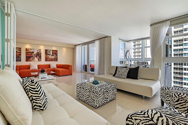Building Photo - 1370 S Ocean Blvd