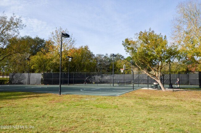 Building Photo - 11712 Blackstone River Dr