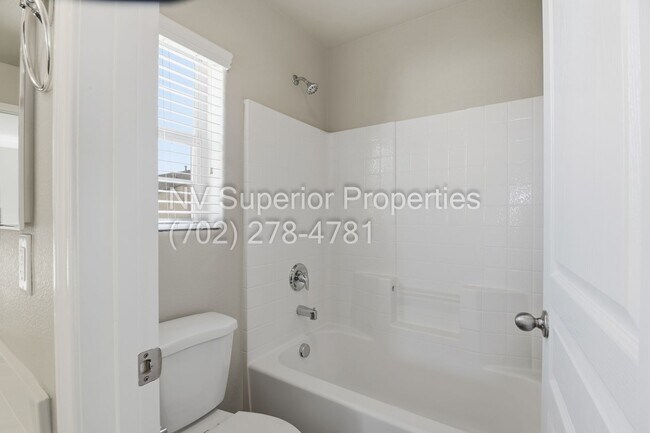 Building Photo - Henderson!!! Community: Cadence!! 4 Bedrooms!!! Bed & Full bath downstairs!! Loft/computer area u...