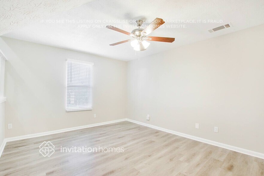 Building Photo - 1599 Clifton Downs Dr SE