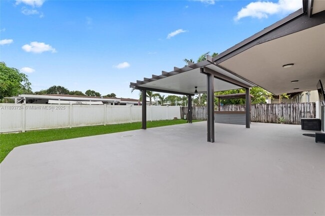 Building Photo - 8440 SW 201st St