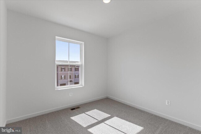 Building Photo - 36121 Wilderness Shores Way