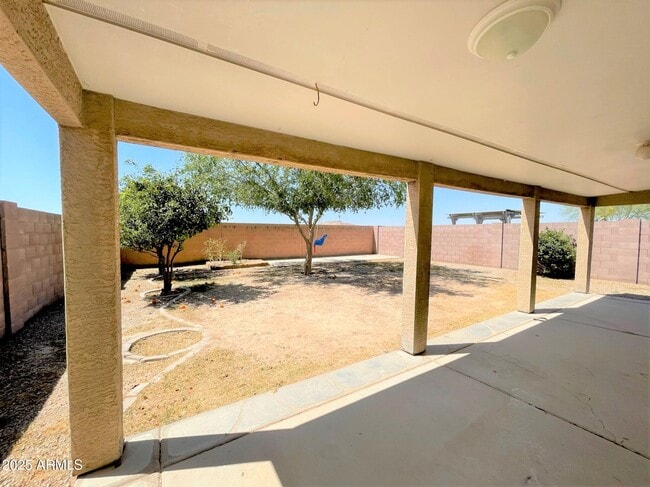 Building Photo - 6717 E Lush Vista View