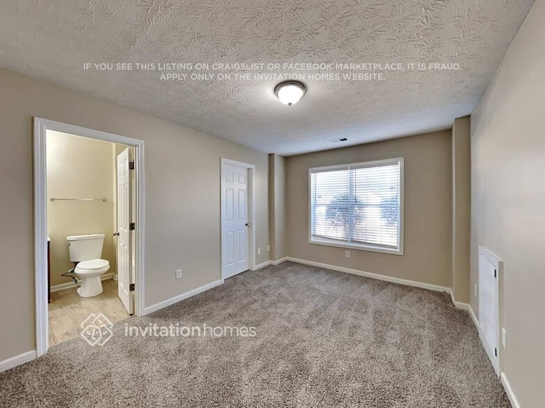 Building Photo - 640 Oak Vista Ct