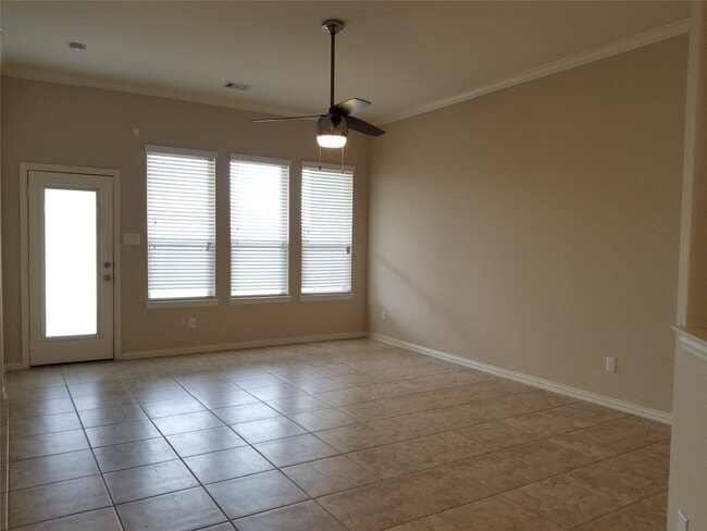 Building Photo - 5217 Green Heath Ln