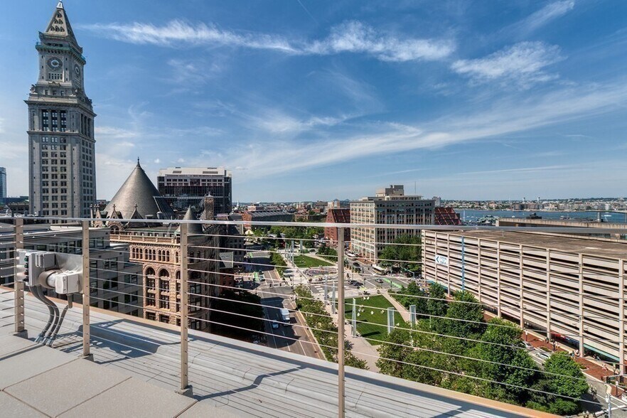 Building Photo - 110 Broad St