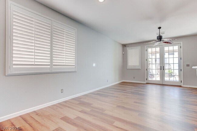 Building Photo - 325 Brilliant Summit Cir