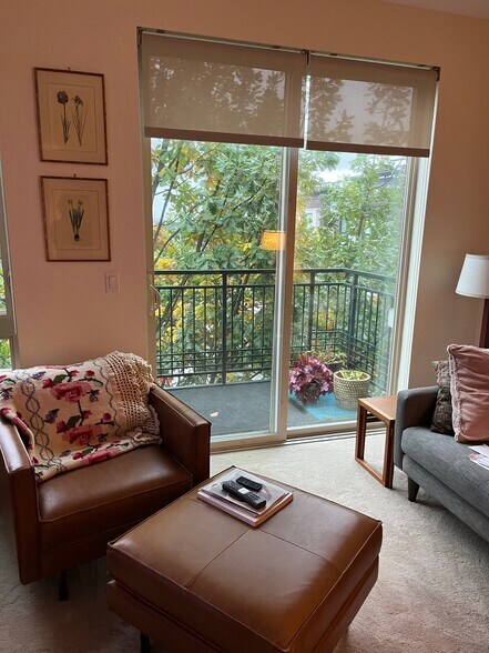 Building Photo - 6801 Greenwood Ave N