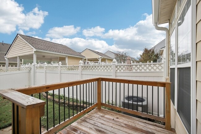 Building Photo - 7718 Porter House Dr