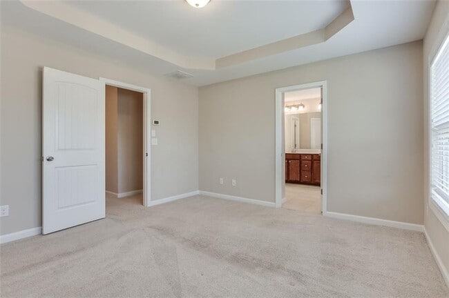Building Photo - 809 Ivy Vine Pl