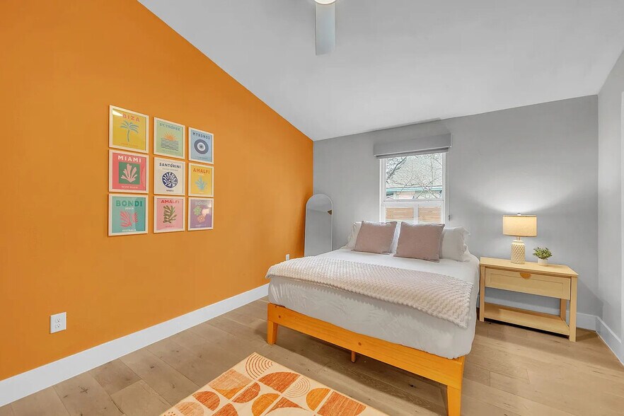 Building Photo - 4607 Sara Dr