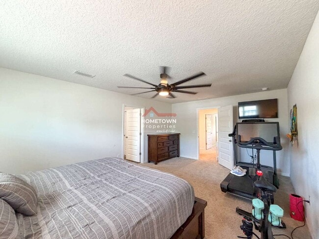 Building Photo - 5469 Merlin