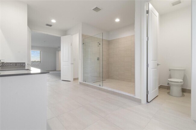 Building Photo - 2391 SW 123rd Ter