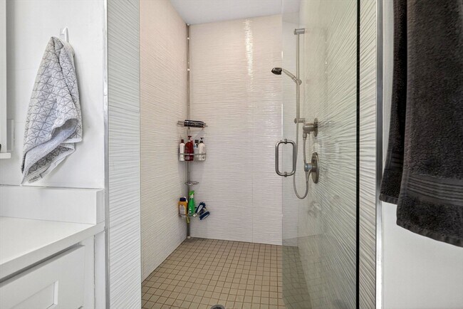 Building Photo - 18-20 Arlington St