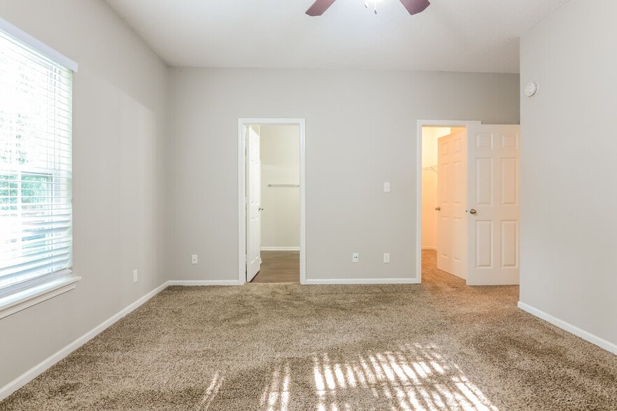 Building Photo - 5660 Dollar Forge Dr