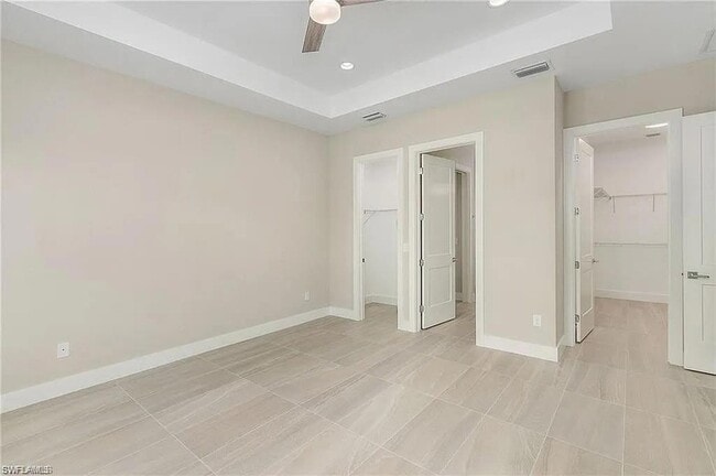 Building Photo - 693 105th Ave N