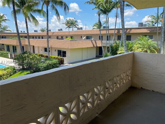 Building Photo - 14500 SW 88th Ave