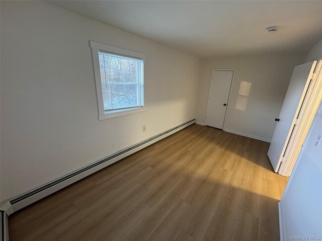 Building Photo - 98 E Market St