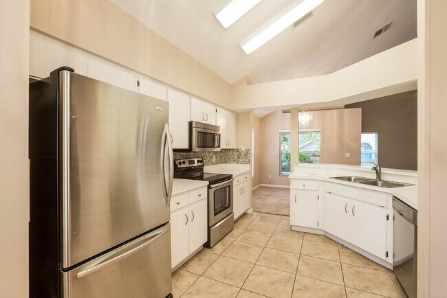 Building Photo - 4020 Windell Pl