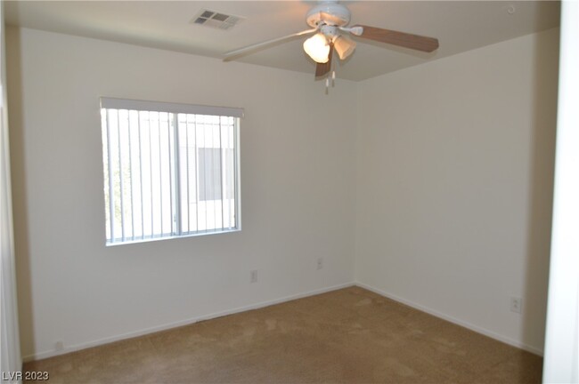 Building Photo - 6560 Bucking Horse Ln