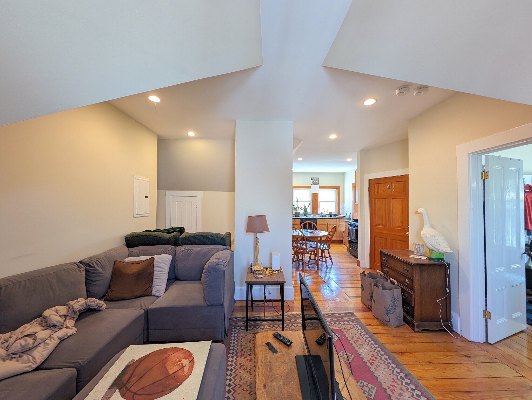 Building Photo - 36 Orchard St