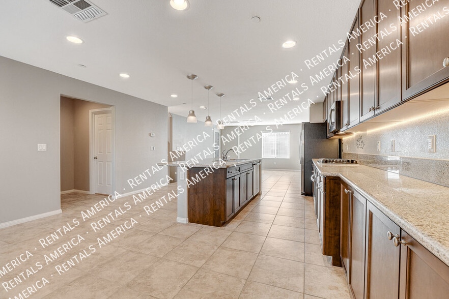 Building Photo - 4650 Ranch House Rd