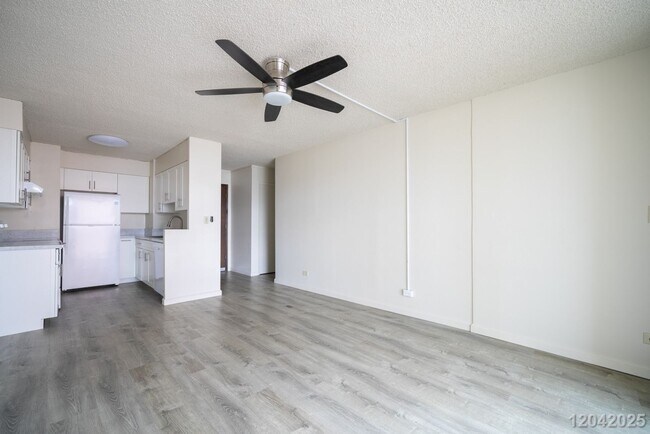 Building Photo - $2700.00 | 2bd/2ba Condominium in Century West (Salt Lake)