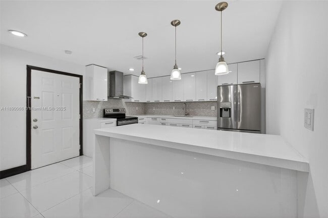 Building Photo - 8851 NW 119th St
