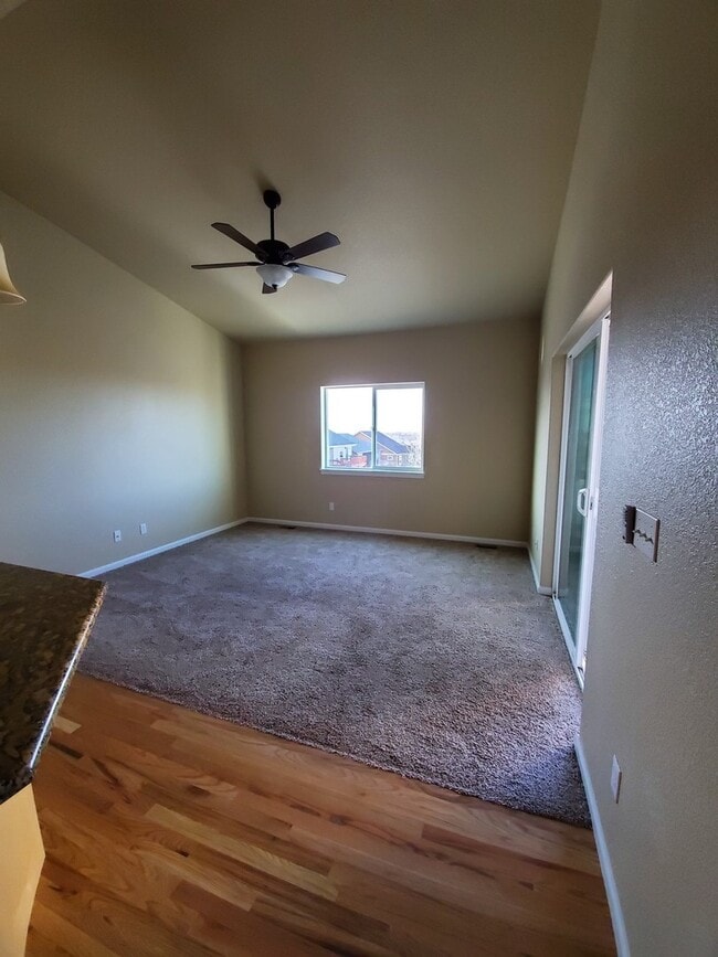 Building Photo - 3 BEDROOM, 2 BATHROOM, SINGLE FAMILY HOME ...