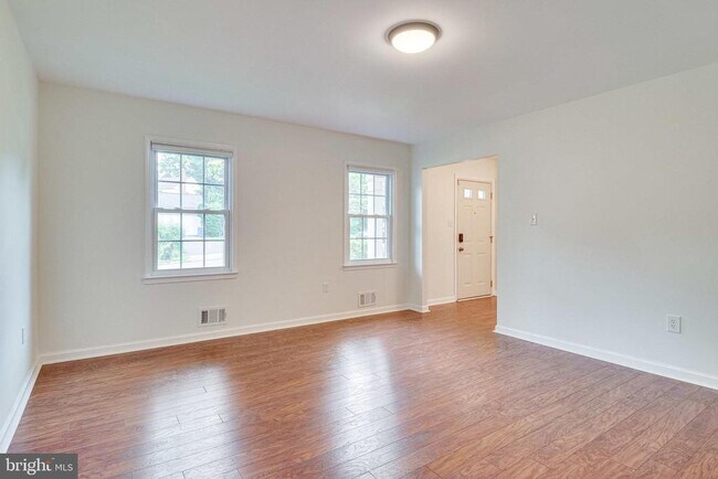 Building Photo - 4809 Tabard Pl