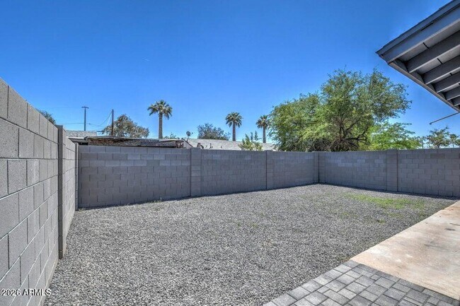 Building Photo - 1413 S Jentilly Ln