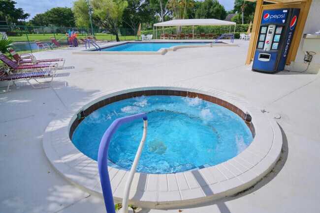 Building Photo - 10203 Mangrove Dr