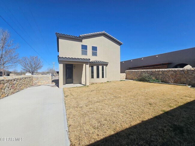 Building Photo - 13470 Selby St