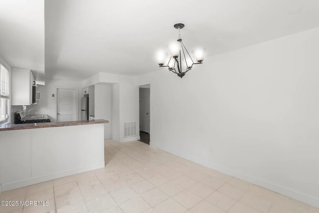 Building Photo - 37 Nautilus Dr