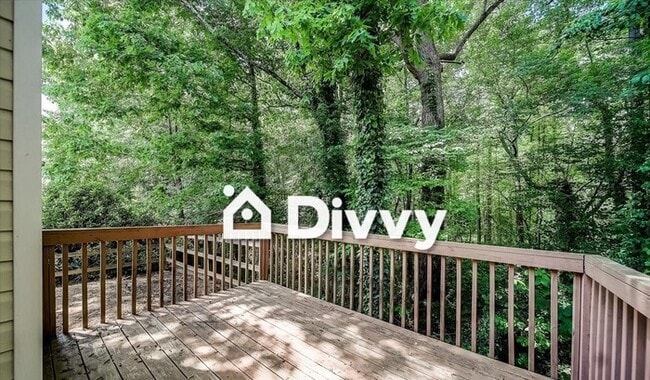 Building Photo - 498 Pecan Wood Cir