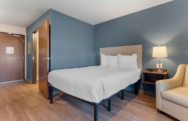 Building Photo - Furnished Studio-Minneapolis - Airport - M...