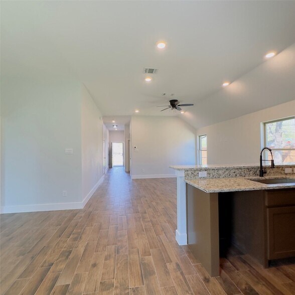 Building Photo - 1022 Cheyenne Rd