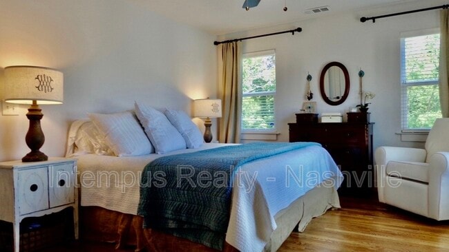 Building Photo - 3211 Anderson Pl